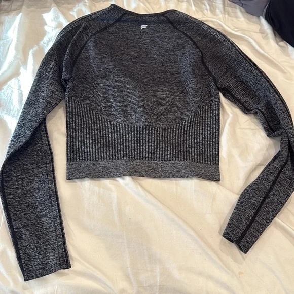 Ombre Seamless Long-Sleeve Top - Picture 2 of 4